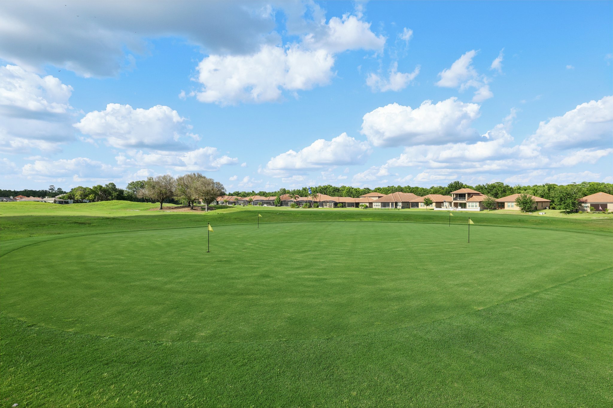 Lancaster Ridge Dr-1505-905.jpg
