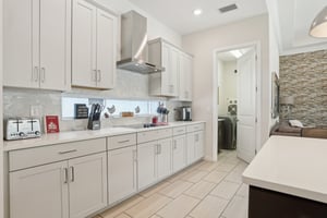 Lancaster Ridge Dr-1505-022.jpg