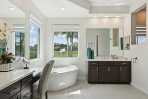 Lancaster Ridge Dr-1505-032.jpg