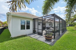 Lancaster Ridge Dr-1505-068.jpg