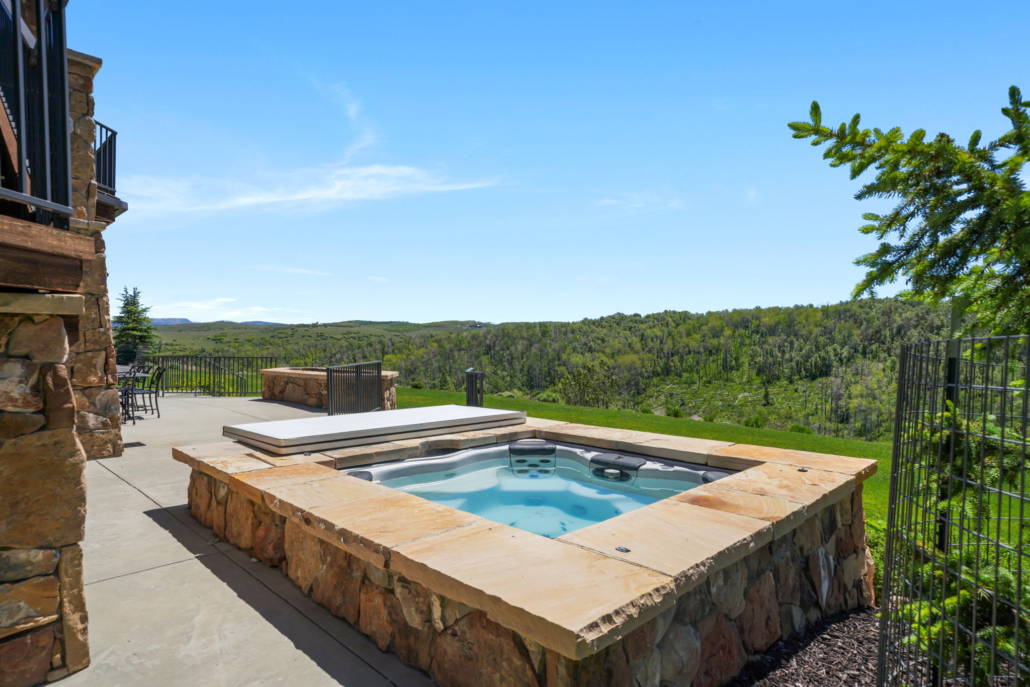 2586 N Whispering Springs Hollow Rd, Heber City, UT 84032, USA Photo 53