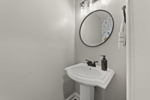  Photo 38