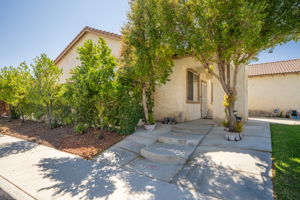  25879 Shoreline St, Moreno Valley, CA 92551, US Photo 4