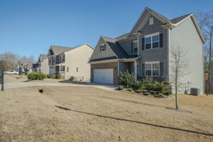 2589 Valley Dr, Clayton, NC 27520, USA Photo 48