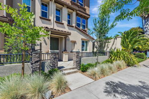 001_25899 Dollar St Hayward
