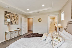 033_25899 Dollar St Hayward