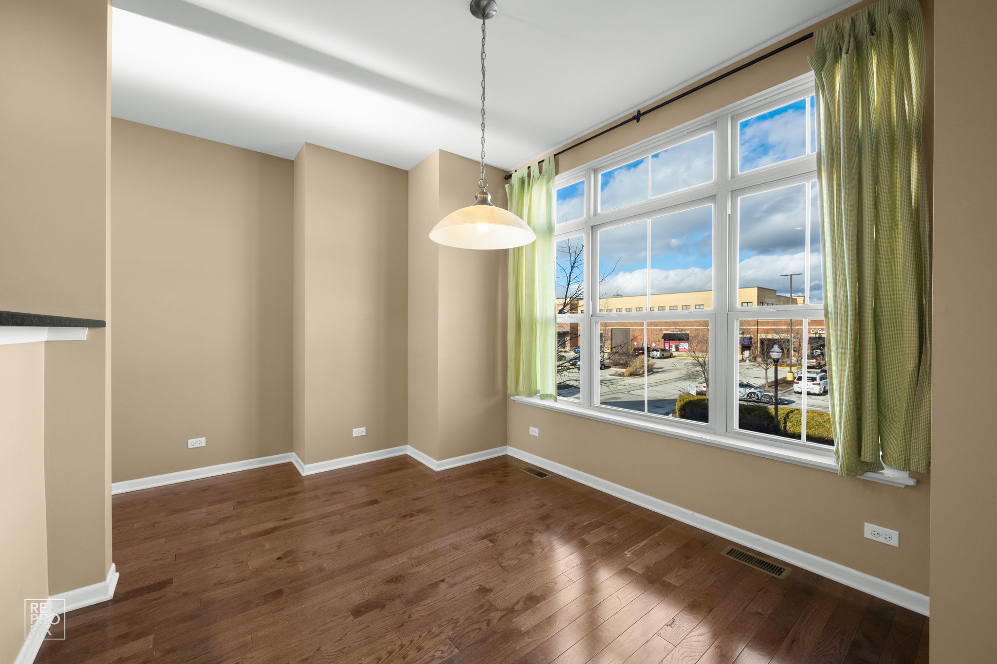 259 Aspen Dr, Vernon Hills, IL 60061_004