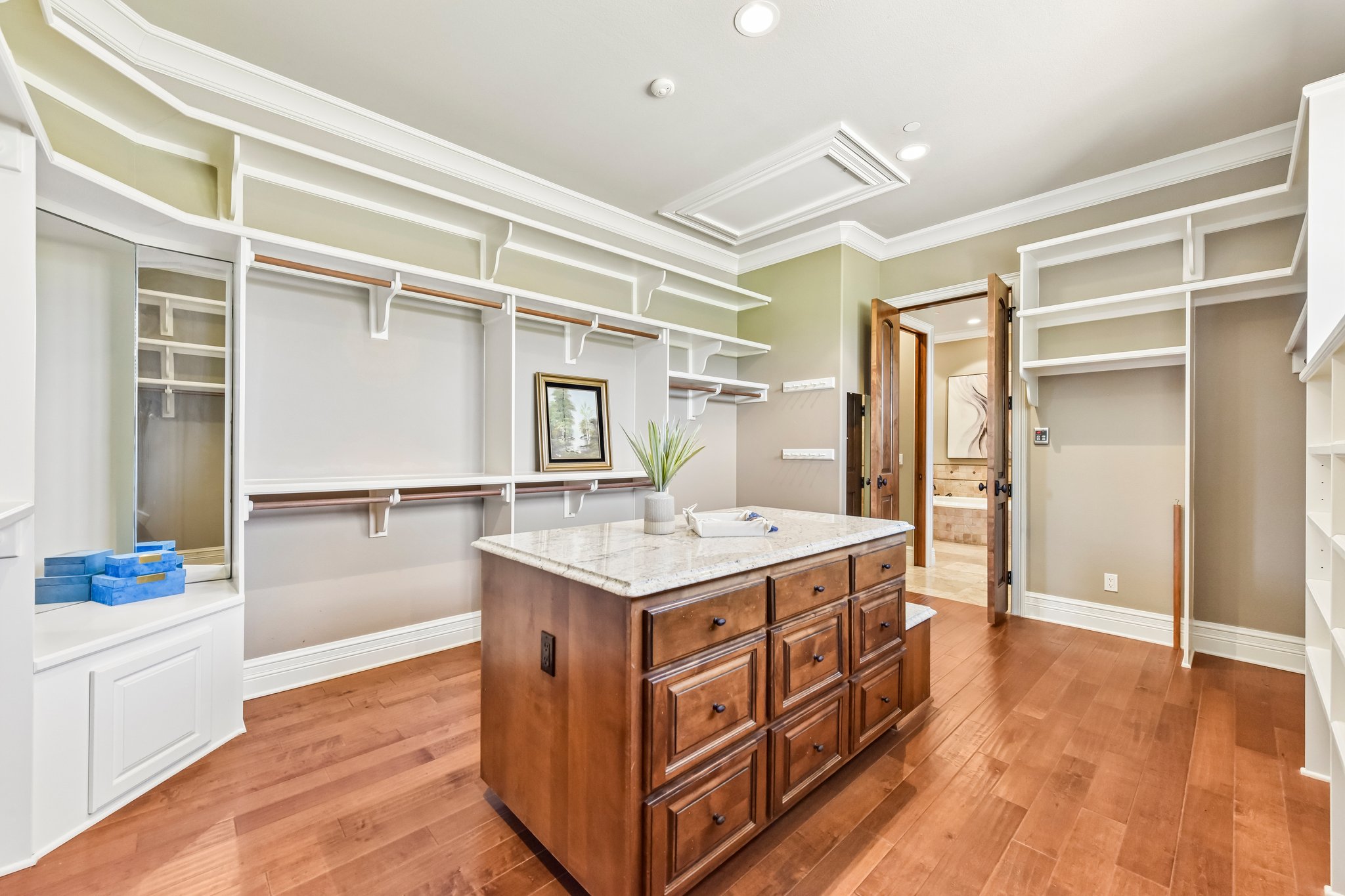 Chimney Cove Dr-S2905-058.jpg