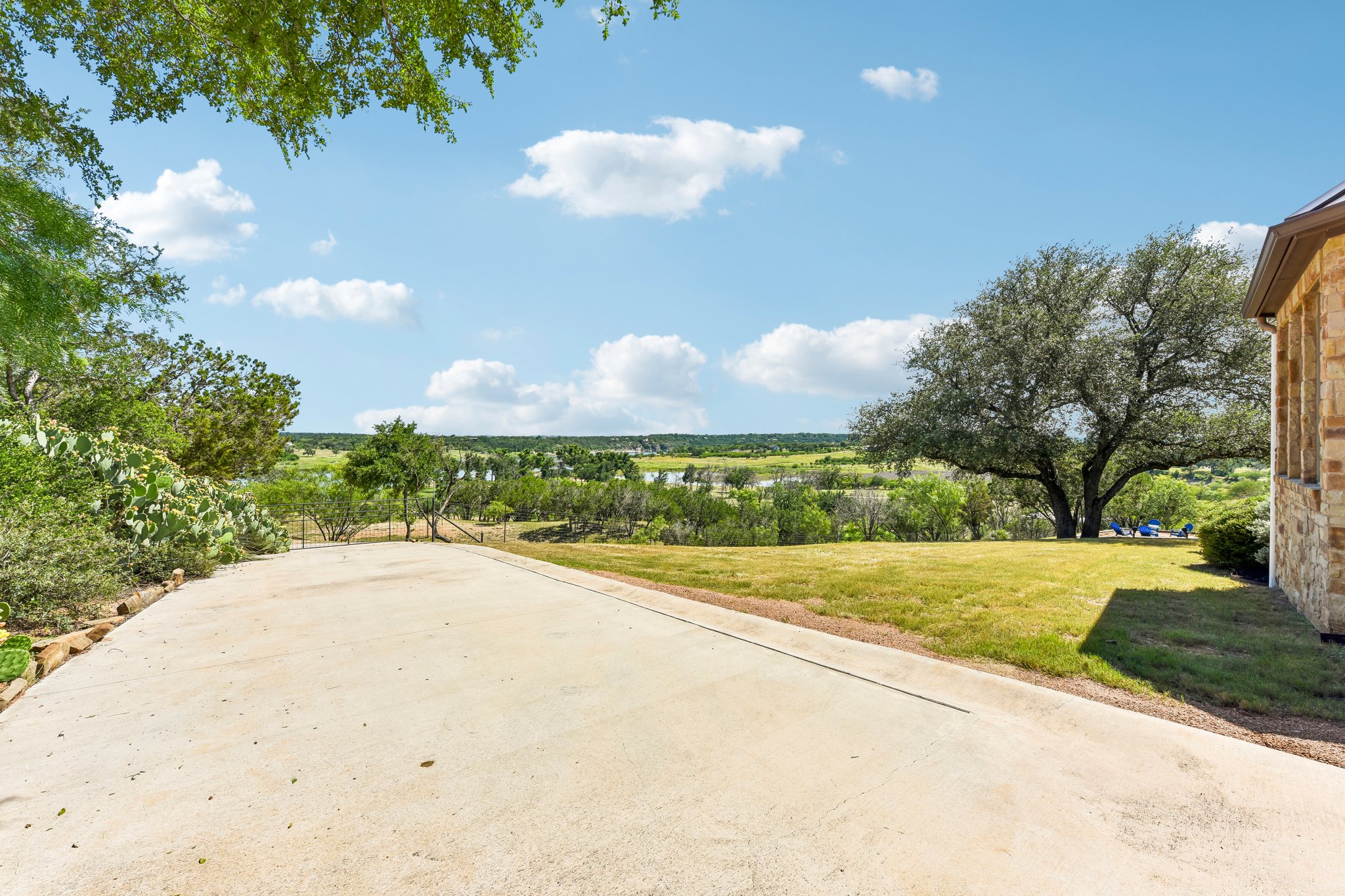 Chimney Cove Dr-S2905-074.jpg