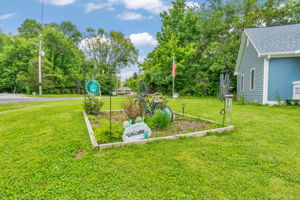  Photo 48