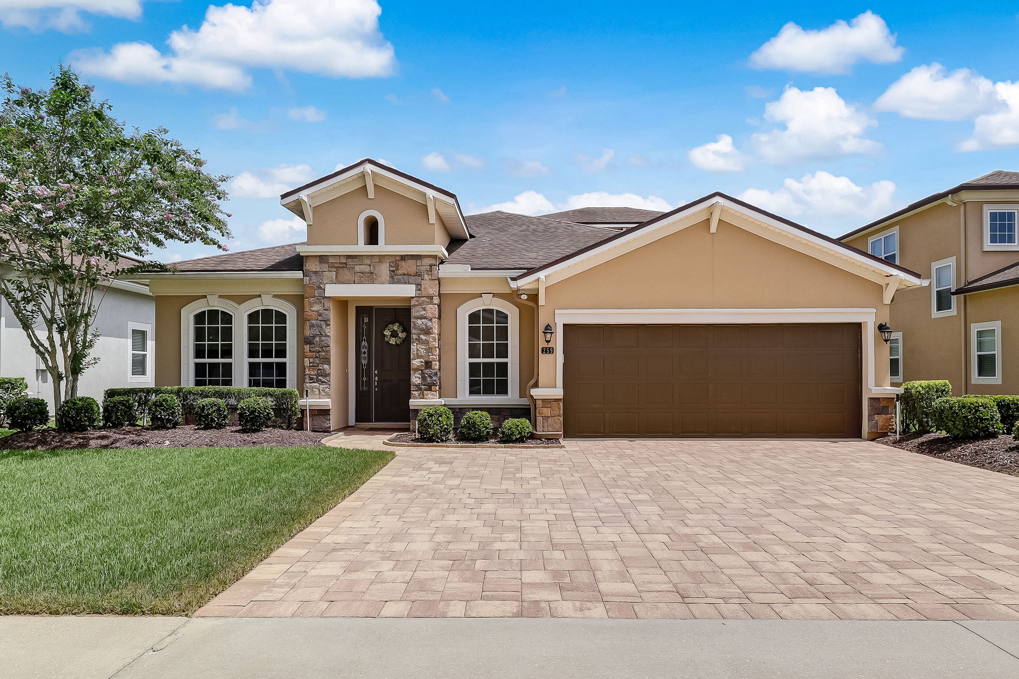 Welcome to 259 Gulfstream Way