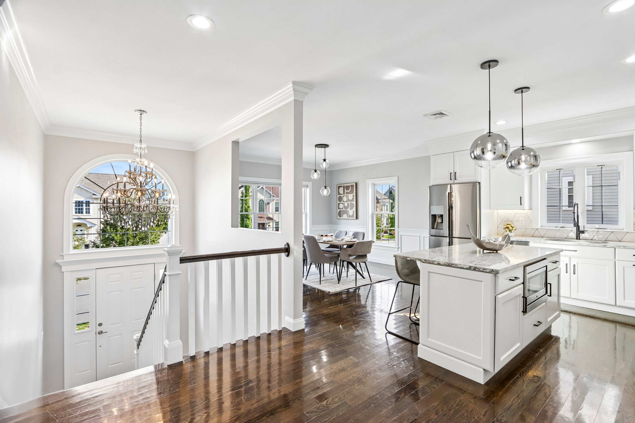 Oakwood Ave-S2409-011.jpg