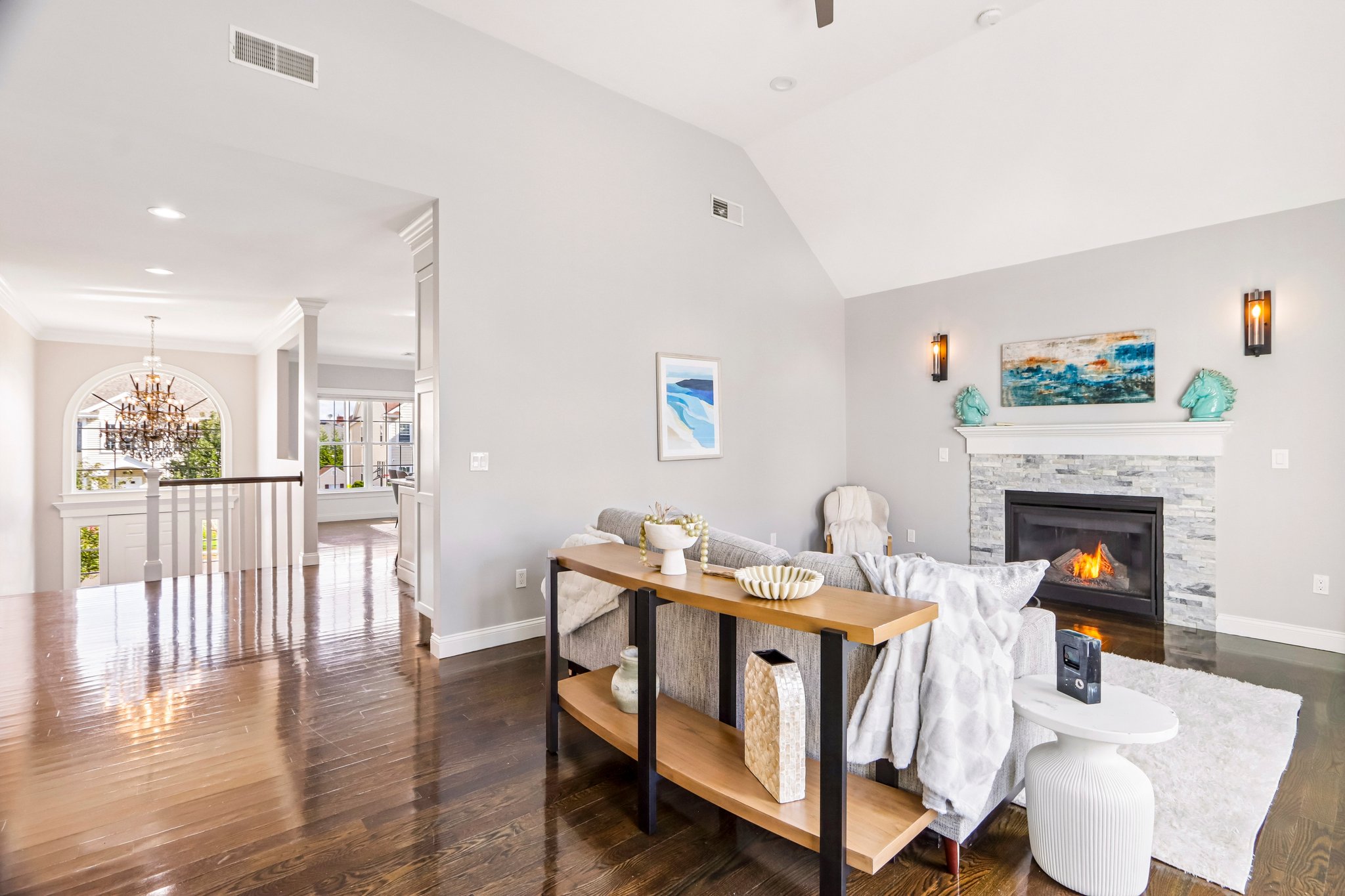 Oakwood Ave-S2409-014.jpg