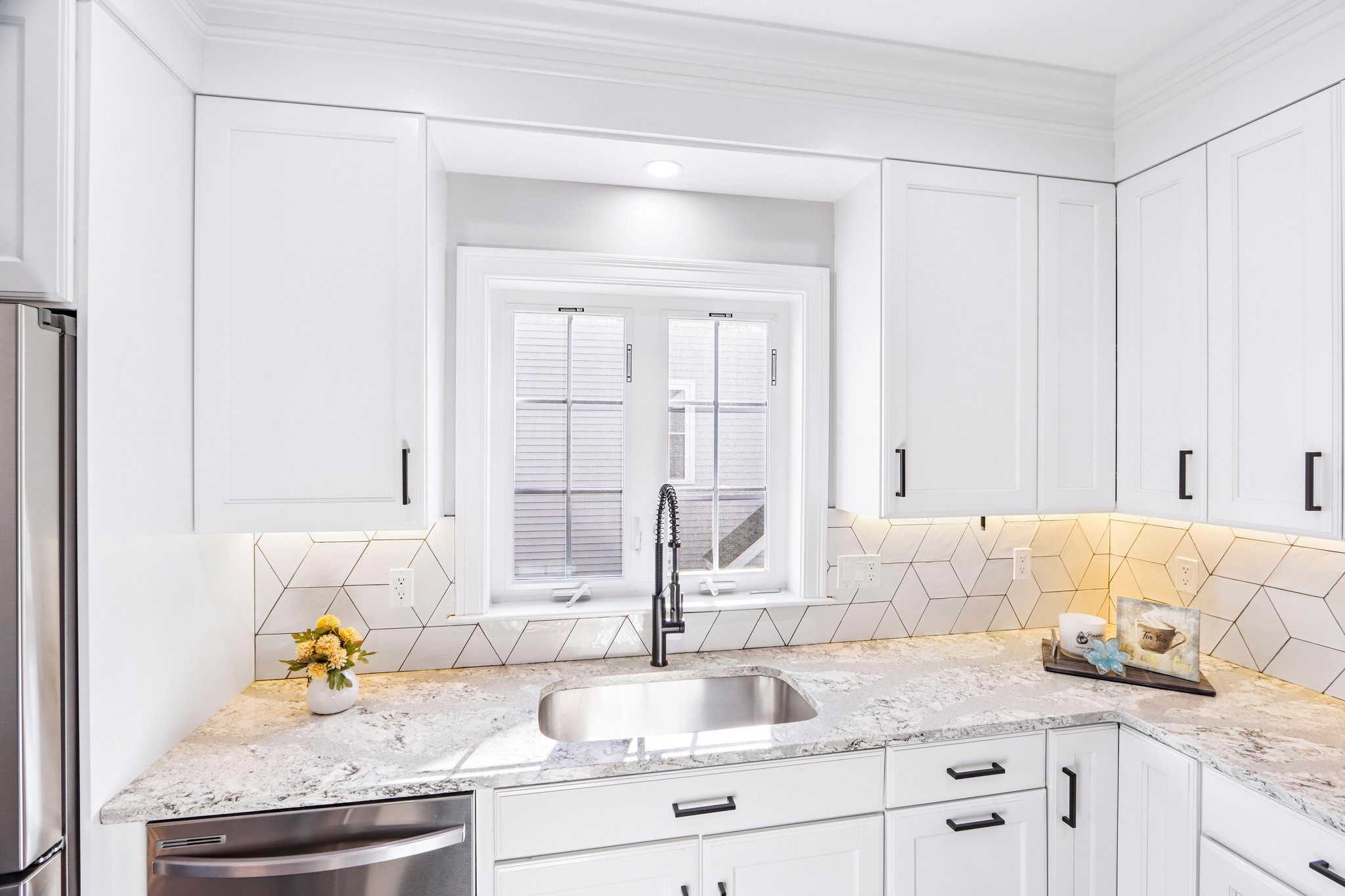 Oakwood Ave-S2409-024.jpg