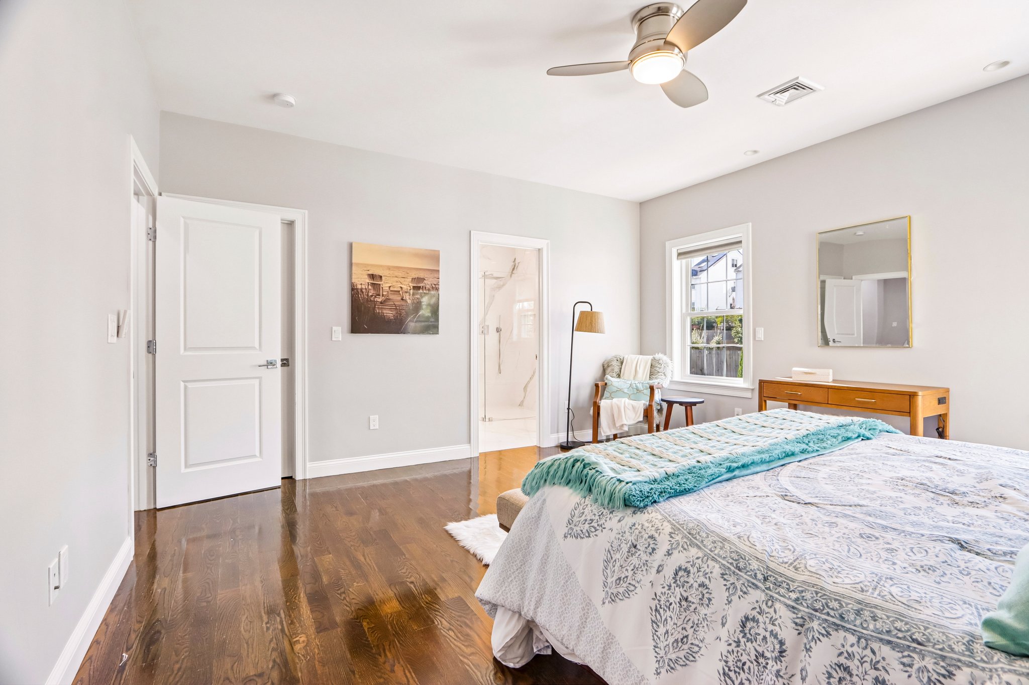 Oakwood Ave-S2409-034.jpg