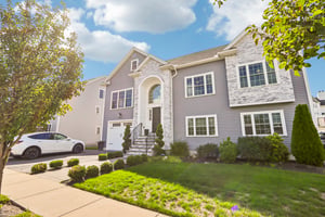Oakwood Ave-S2409-003.jpg