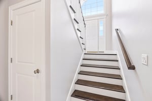 Oakwood Ave-S2409-009.jpg