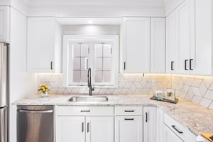 Oakwood Ave-S2409-021.jpg