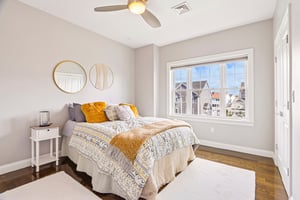 Oakwood Ave-S2409-028.jpg