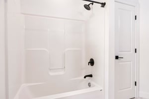 Oakwood Ave-S2409-031.jpg