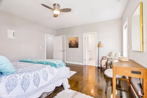 Oakwood Ave-S2409-035.jpg