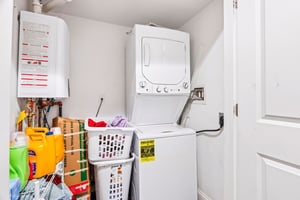 Oakwood Ave-S2409-055.jpg