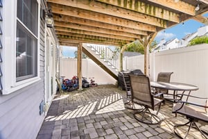 Oakwood Ave-S2409-061.jpg