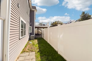 Oakwood Ave-S2409-063.jpg