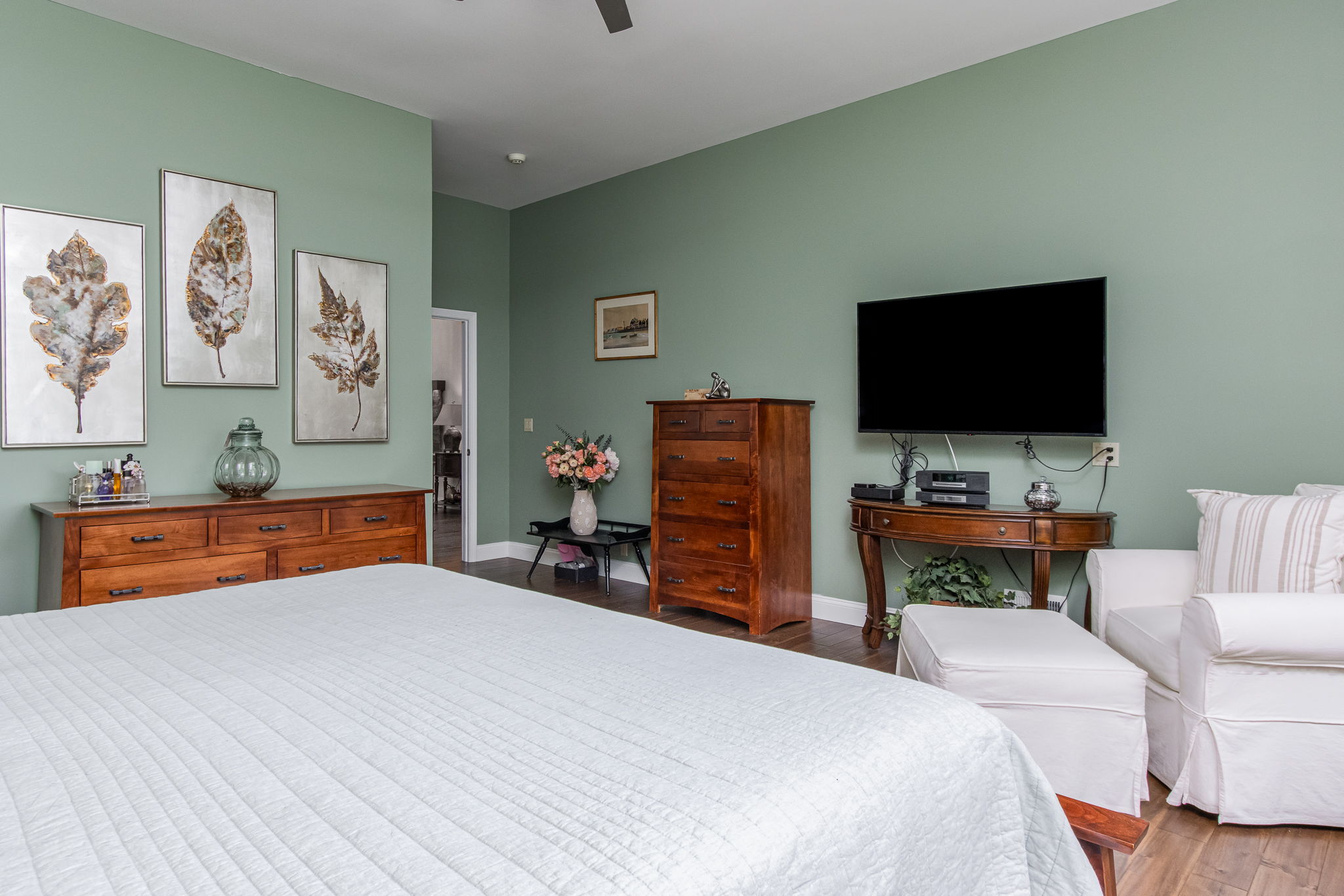 BedroomPrimary-3