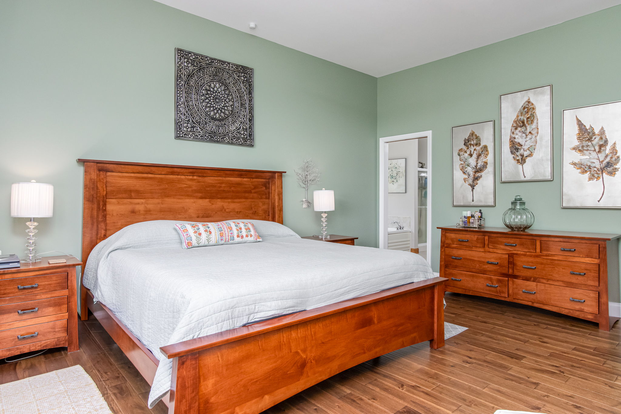 BedroomPrimary-4