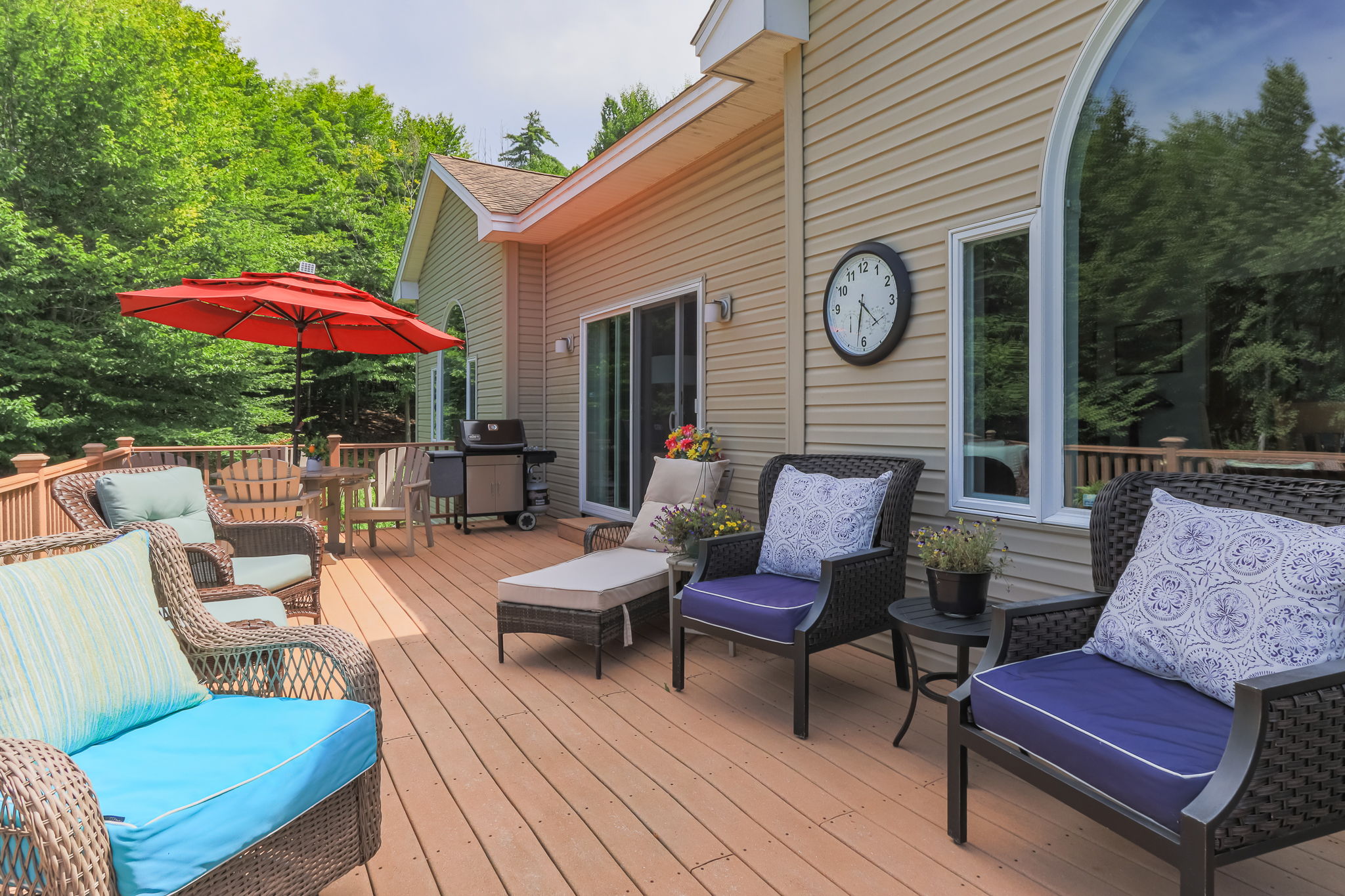 ExteriorRearPorch-2