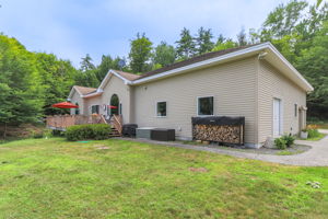 ExteriorRear-2