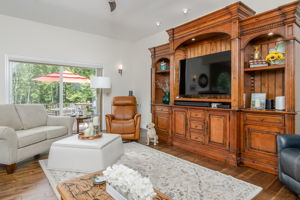 FamilyRoom-3