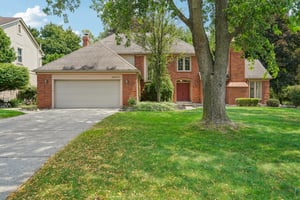 Hunt Club Blvd-S2207-001.jpg