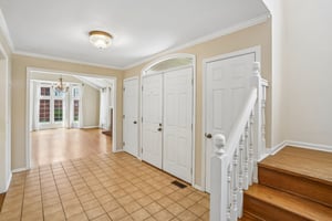 Hunt Club Blvd-S2207-006.jpg