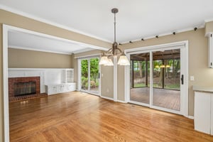 Hunt Club Blvd-S2207-016.jpg