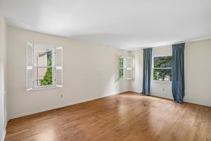 Hunt Club Blvd-S2207-028.jpg