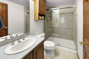  Photo 40