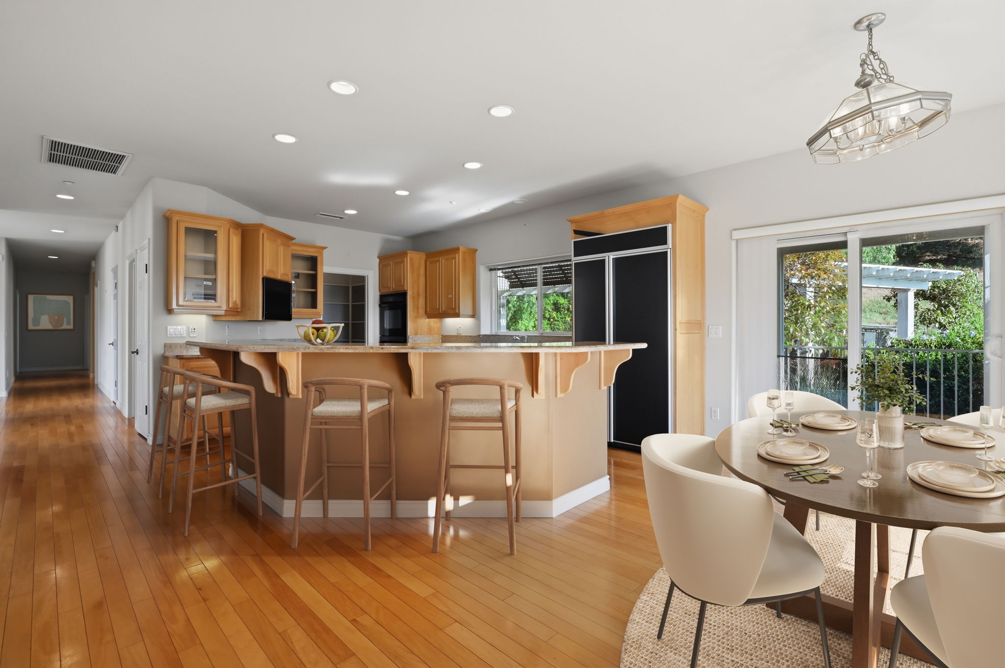  Photo 24