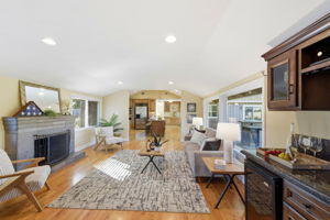 020_F8_2598 Cottle Ave