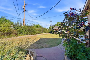 040_F8_2598 Cottle Ave
