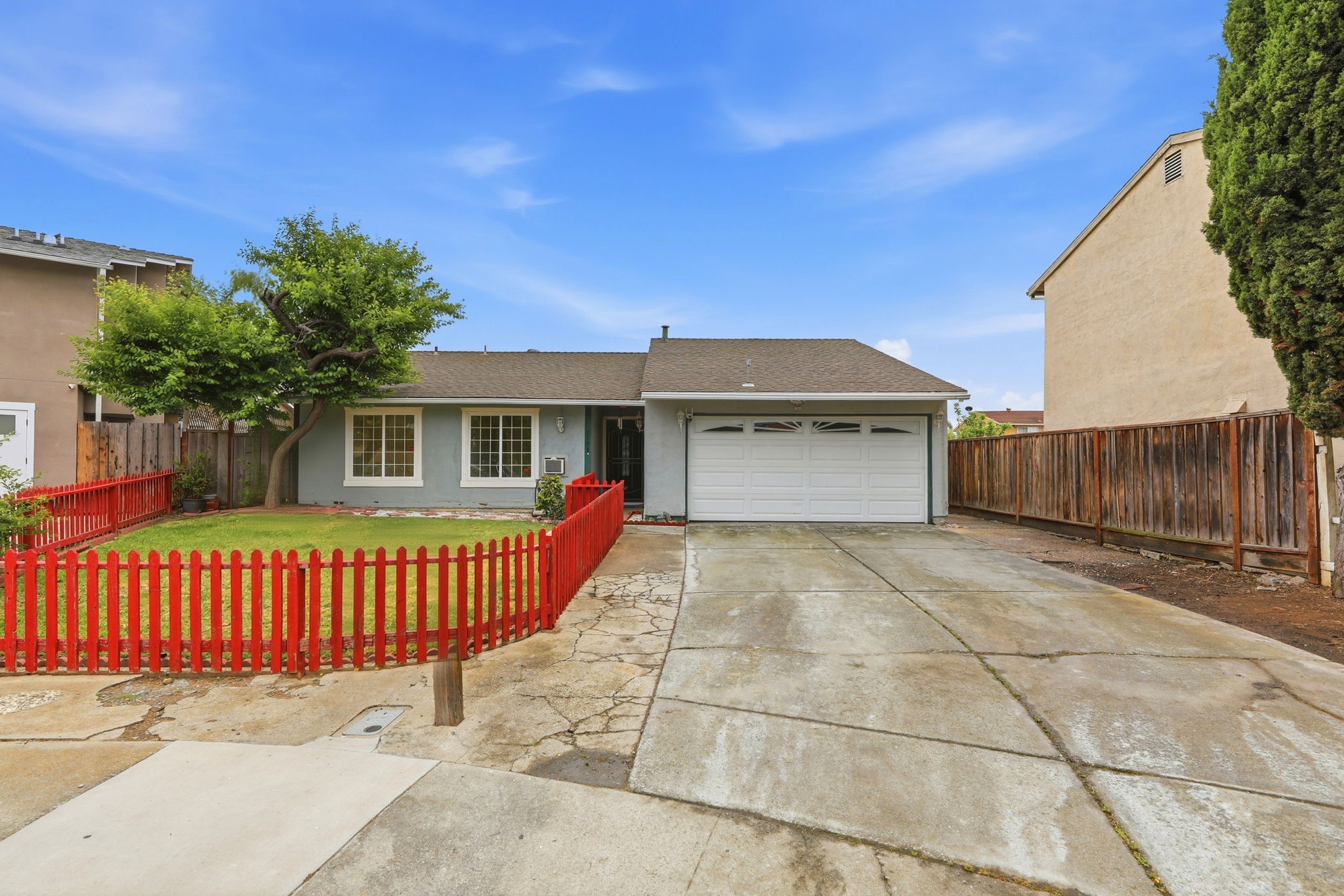 001_F8_2598 Sierra Vista Ct