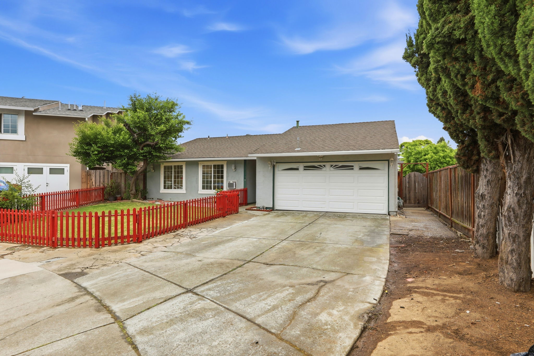 002_F8_2598 Sierra Vista Ct