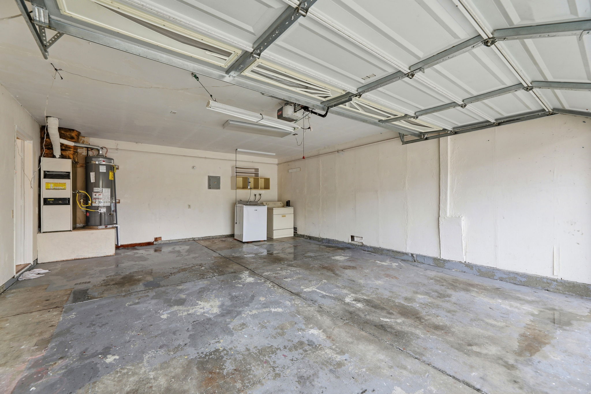024_F8_2598 Sierra Vista Ct