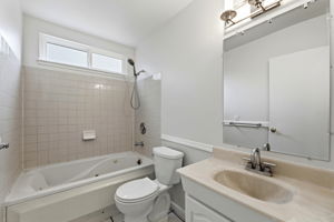 022_F8_2598 Sierra Vista Ct
