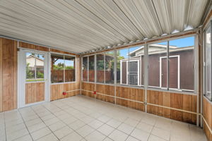 025_F8_2598 Sierra Vista Ct