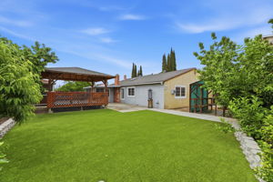 029_F8_2598 Sierra Vista Ct