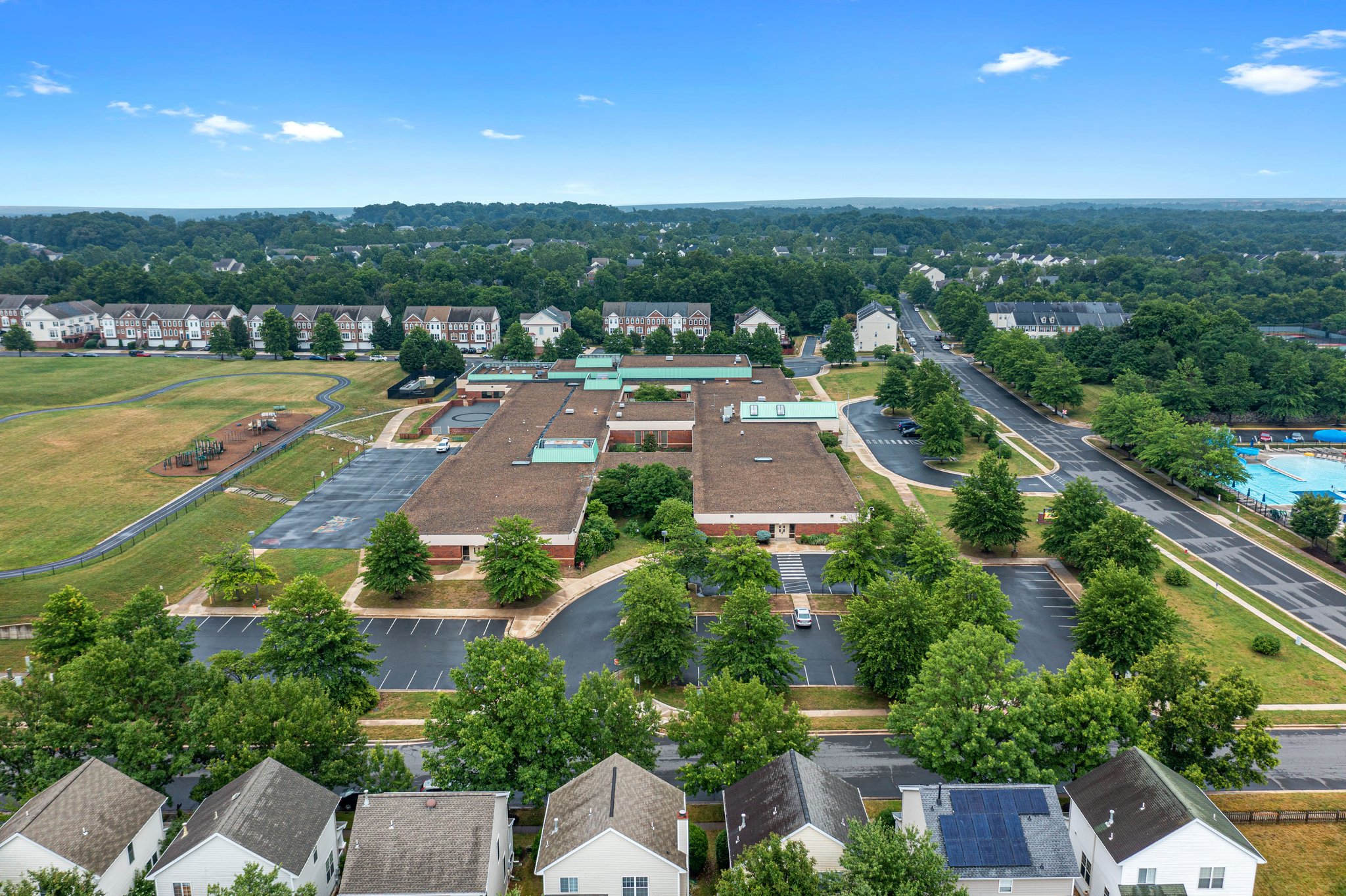25994 Glasgow Dr, Chantilly, VA 20152, USA Photo 42