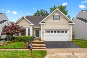 25994 Glasgow Dr, Chantilly, VA 20152, USA Photo 32
