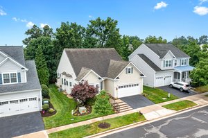 25994 Glasgow Dr, Chantilly, VA 20152, USA Photo 37